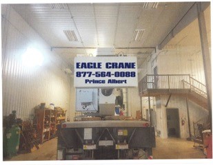 Eagle Crane interior